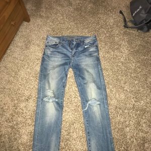 american eagle stretch ripped jeans